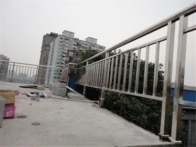 節(jié)約濟南不銹鋼護欄成本的常識